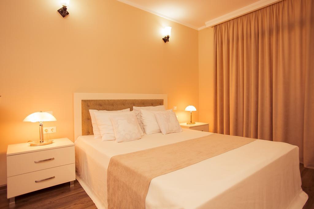 Holiday Premium Apartments Batumi Exterior foto