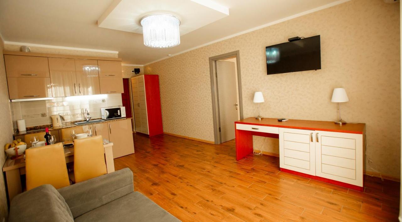 Holiday Premium Apartments Batumi Exterior foto
